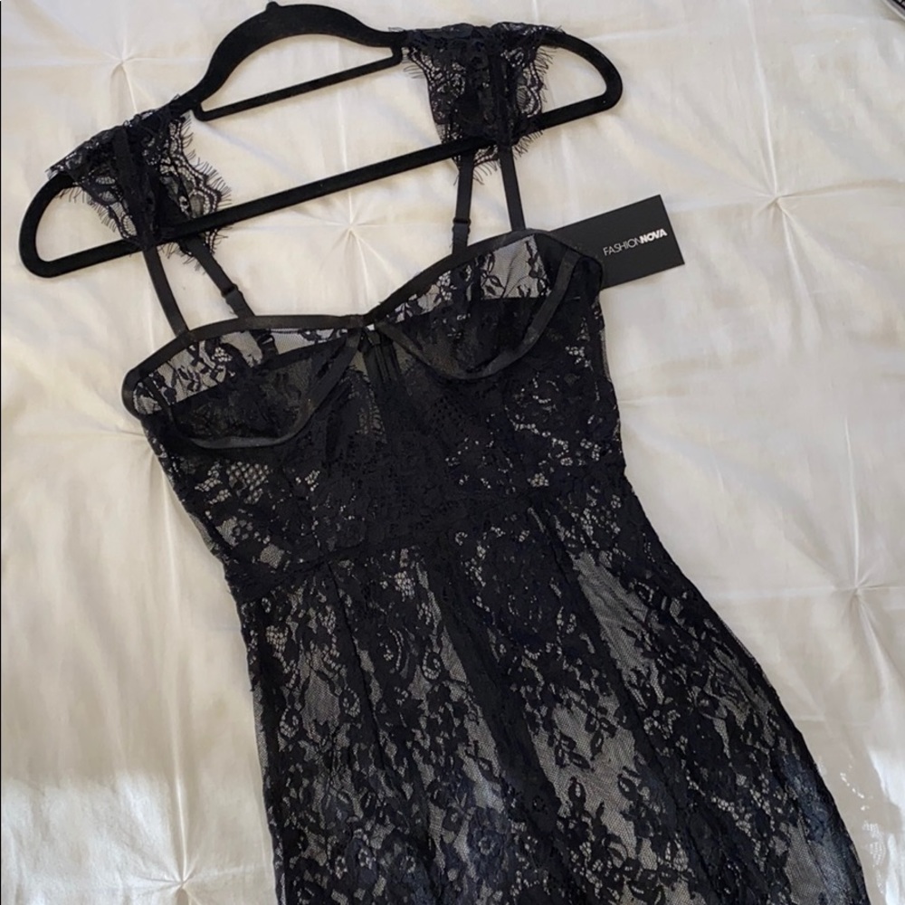 Fashion Nova Lace Dress
